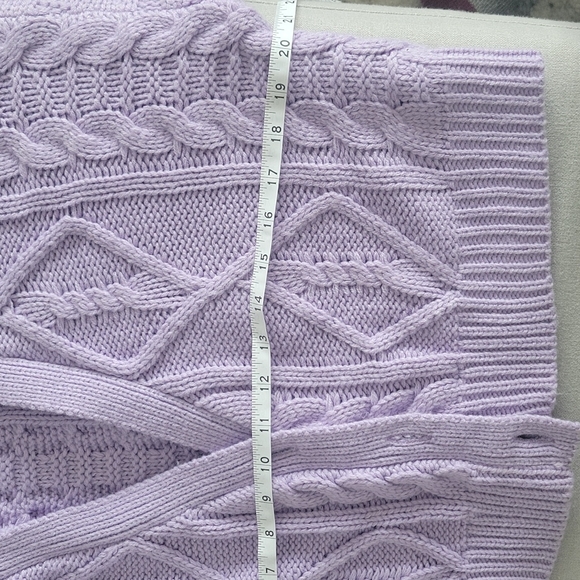 Reclaimed Vintage inspired cropped cable cardigan in lilac - Picture 6 of 7